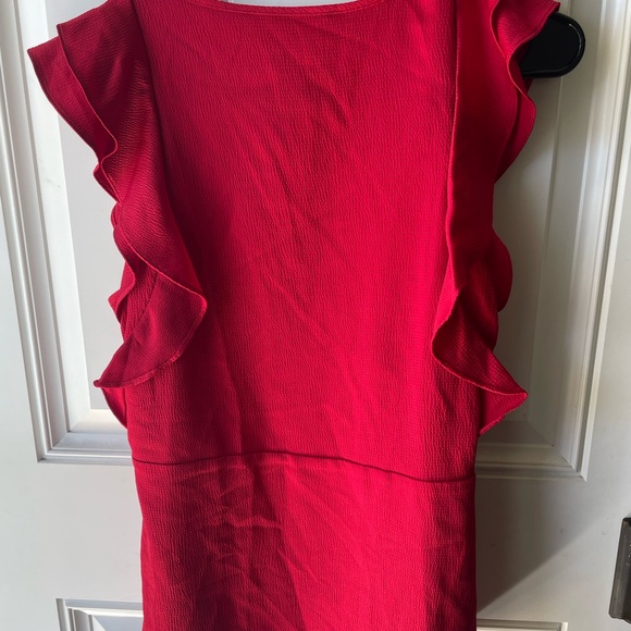 Red Ruffle Sleeveless Top - Picture 4 of 5